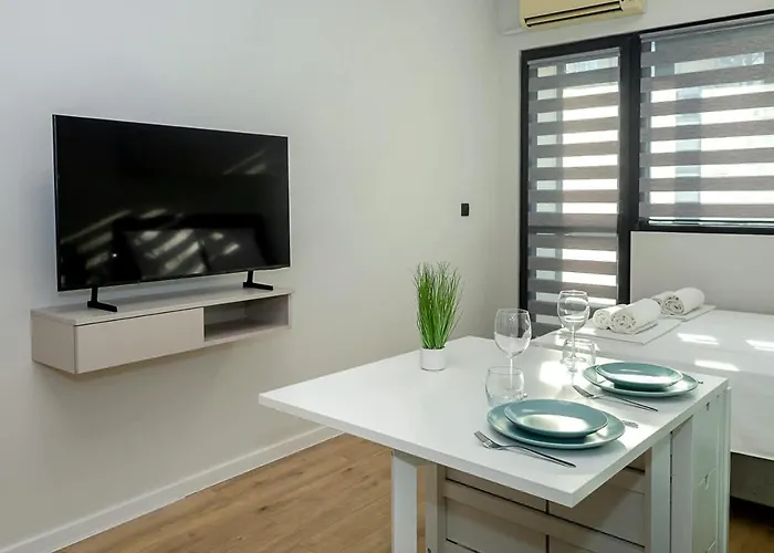 Stylish - Red Square Area - Location By Flat Mаnаger * וארנה