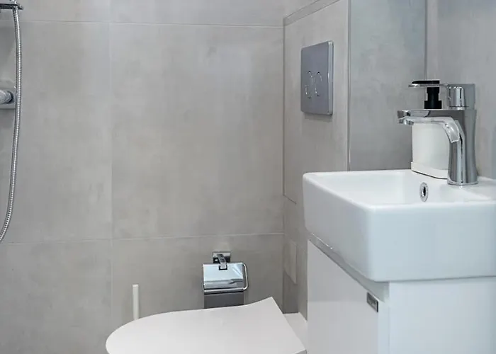 Stylish - Red Square Area - Location By Flat Mаnаger Apartment Varna